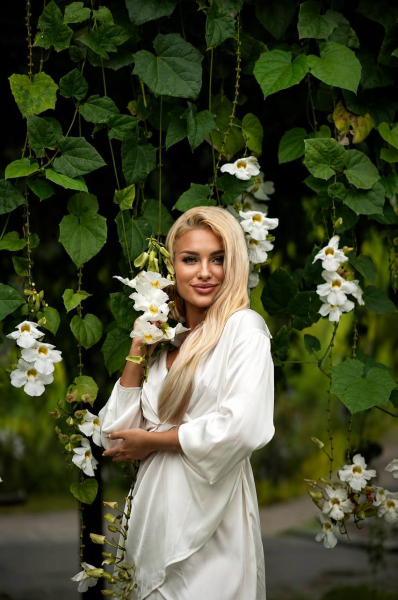 Elina